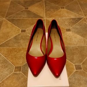 Red Bandolino red shoes
